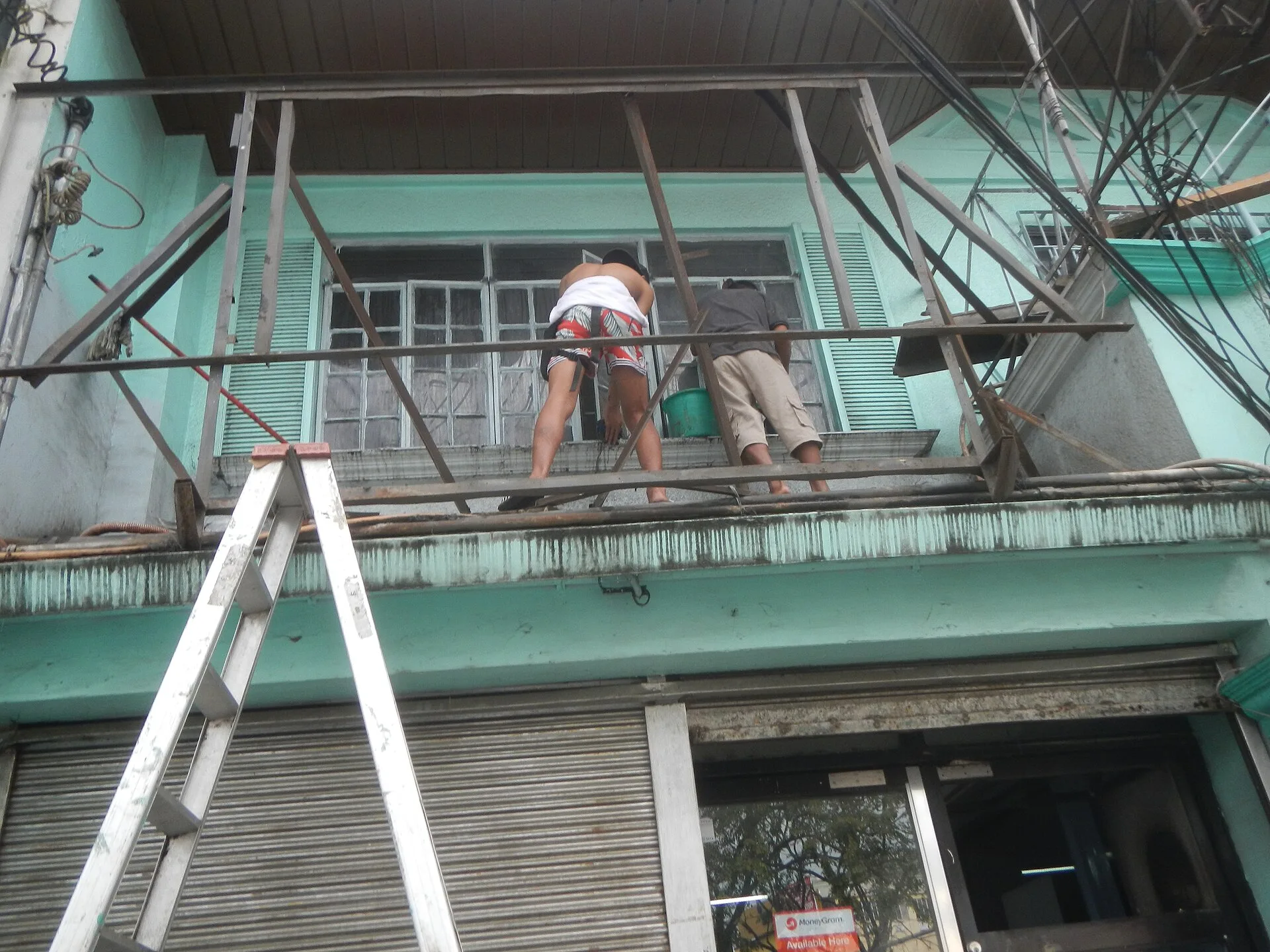 Window cleaners-washers at maintenance work with aluminum step ladders Housekeeping Maintenance (technical) Window cleaner Domestic worker Cleaning Commercial cleaning Cleaning tools. Four window cleaning markets: which shape suits a small crew